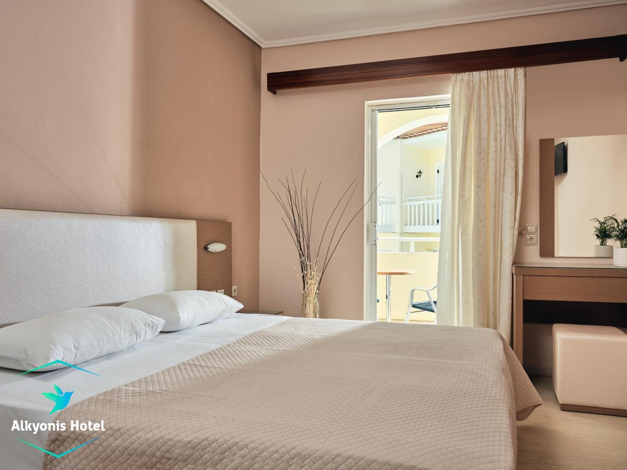 Alkyonis Hotel ラガナス エクステリア 写真